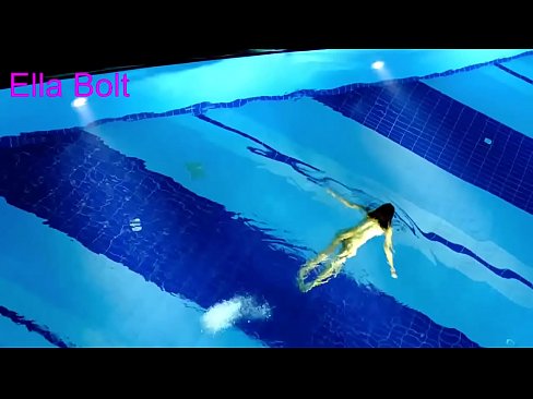 ❤️ I can't stop watching, young blonde caught swimming nude at ELLA BOLT resort pool ️❌ Fucking at en-gb.pornokey.ru ❌️